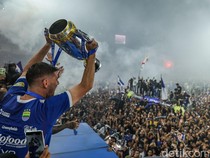 1748106772059-lautan-bobotoh-rayakan-persib-juara-di-stadion-gbla-1748095107718_43