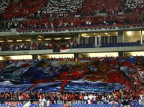 1749639950754-tifo-garuda-tembus-stadion-lawan-1749614579847_43