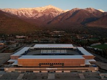 1756120900792-claro-arena-wajah-baru-stadion-universidad-catolica-di-santiago-1756092668038_43