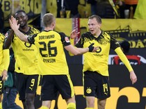 1761433957991-maximilian-beier-liga-jerman-bundesliga-borussia-dortmund-vs-fc-cologne-1761430494569_43