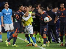 1761455759441-soccer-italy-nap-int-1761429848994_43