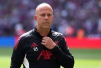 1761844455901-arne-slot-1754977890886_43