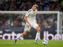 1762103632331-alvaro-carreras-1758777156894_43