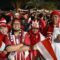 1762276395213-semangat-garuda-suporter-timnas-indonesia-u-17-panaskan-suasana-jelang-laga-piala-dunia-di-qata-1762270110602_43