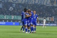 1762276519833-selebrasi-para-pemain-persib-1761574883682_43