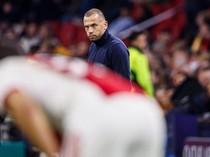 1762514174650-john-heitinga-ajax-liga-champions-ajax-vs-galatasaray-1762499781983_43