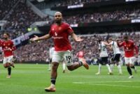 1762622288548-tottenham-vs-manchester-united-1762607402429_43