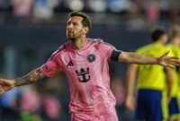 1762708627786-lionel-messi-inter-miami-vs-nashville-playoff-mls-major-league-soccer-1762676163083_43