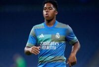 1763097464974-endrick-felipe-1760114505925_43