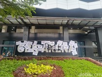 1763140793645-ketum-pssi-erick-thohir-dituntut-mundur-1763118584229_43