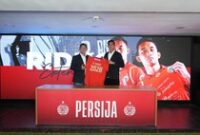 1763226816097-rizky-ridho-perpanjang-kontrak-di-persija-1763217841480_43