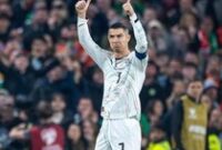 1763291761191-cristiano-ronaldo-timnas-portugal-portugal-irlandia-vs-portugal-kualifikasi-piala-dunia-2026-ronaldo-kartu-merah-1763085678160_43