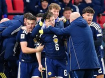 1763571880917-timnas-skotlandia-1763542155657_43