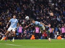 1764111872605-manchester-city-vs-bayer-leverkusen-1764107725484_43