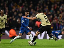 1764111875192-chelsea-vs-barcelona-estevao-liga-champions-pau-cubarsi-1764104537759_43