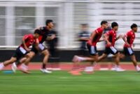 1764176677506-garuda-muda-panaskan-persiapan-sea-games-2025-di-stadion-madya-1764162639774_43