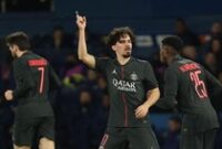 1764198257634-vitinha-1764196418154_43