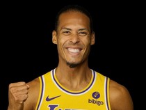 1764241478979-memevirgil-van-dijkliverpoolmeme-liverpoolmeme-sepakbolaliverpool-vs-psvliverpool-vs-psv-eindhovenliga-champions-1764226793434_43