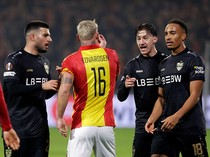 1764392686141-go-ahead-eagles-vs-stuttgart-1764356848559_43