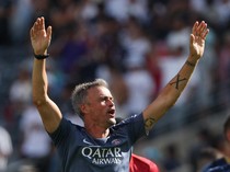 1764435873906-soccer-club-psg-rma-1752295032374_43