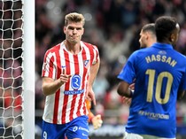 1764457475845-alexander-sorloth-atletico-madrid-1764454120834_43