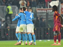 1764543858947-as-roma-vs-napoli-serie-a-liga-italia-1764542957206_43