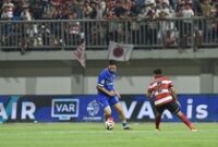 1764587110664-thom-haye-1764565422689_43