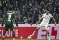 1765645449152-kevin-diks-1765642404273_43