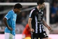 1765731857730-jurgen-ekkelenkamp-1765728527638_43