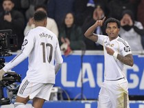 1765753459274-rodrygo-real-madrid-alaves-vs-madrid-alaves-vs-real-madrid-laliga-liga-spanyol-1765750588639_43