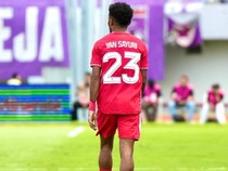 1765775087979-pemain-malut-united-yance-sayuri-1765715509579_43