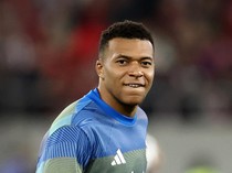 1765818277276-soccer-champions-oly-rma-1764310033403_43