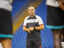 1766682264173-bernardo-tavares-memimpin-latihan-psm-makassar-jelang-melawan-bg-pathum-united-di-asean-club-championship-20242025_43