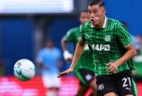 1767416709373-jay-idzes-sassuolo-vs-lazio-serie-a-liga-italia-1757911031261_43