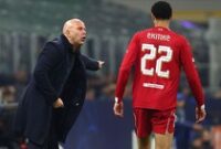 1767459848483-arne-slot-hugo-ekitike-1766767610058_43