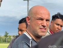 1767805485993-pelatih-persebaya-bernardo-tavares-1767764198873_43