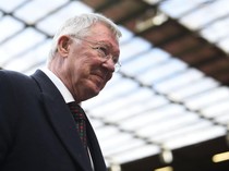 1768302256808-sir-alex-ferguson-robin-van-persie-robert-lewandowski-2_43